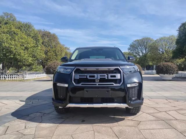 Kaiyun 开云兼顾商务和越野的SUV 福特“霸界”西安金泰福现车(图1)