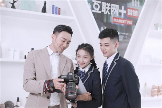 电子商务是什么？2020学Kaiyun 开云电商有没有前途？(图3)