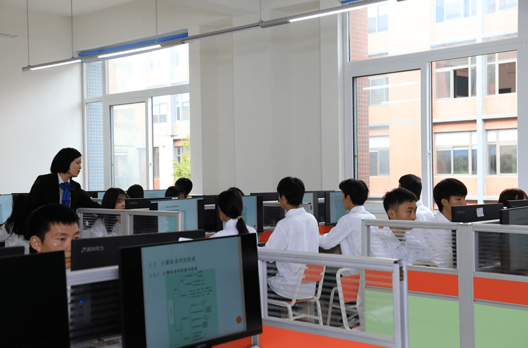 开云APP 开云官网入口四川托普信息技术职业学院信息工程学院软件技术专业介绍(图1)