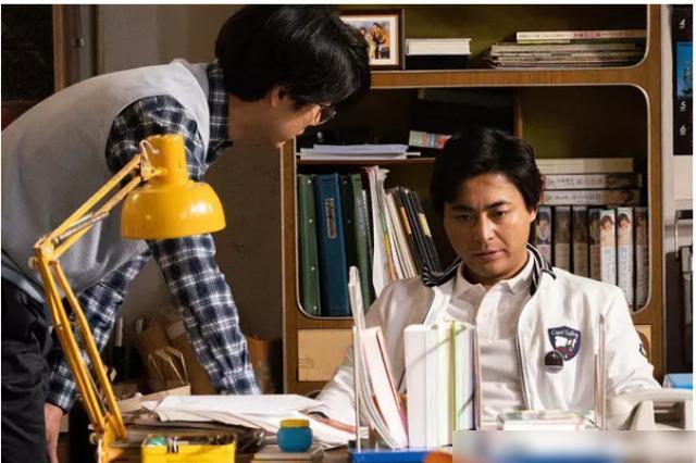 开云 开云体育官网《导演》中日本艾薇界帝王作品超3000部见证特殊产业崛起(图2)