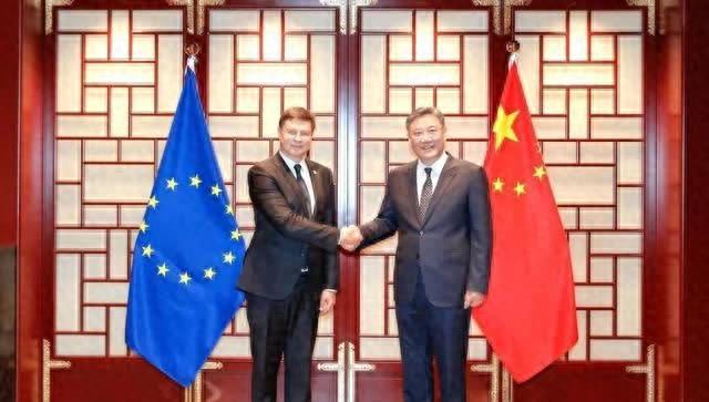 中国商务部长开云体育 开云平台当面表达强烈不满 会谈举行！(图1)